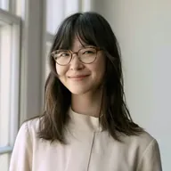 A director of insights reading a sixty-slide report her leadership team will not